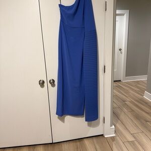 Solace London Royal Blue One-Shoulder Midi Dress